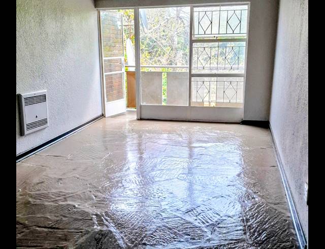 1 BEDROOM APARTMENT FOR SALE IN WINDSOR EAST
